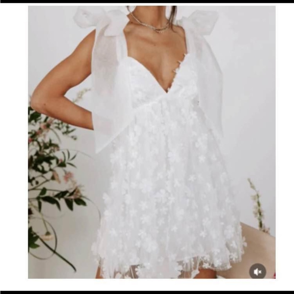 Floral white dress